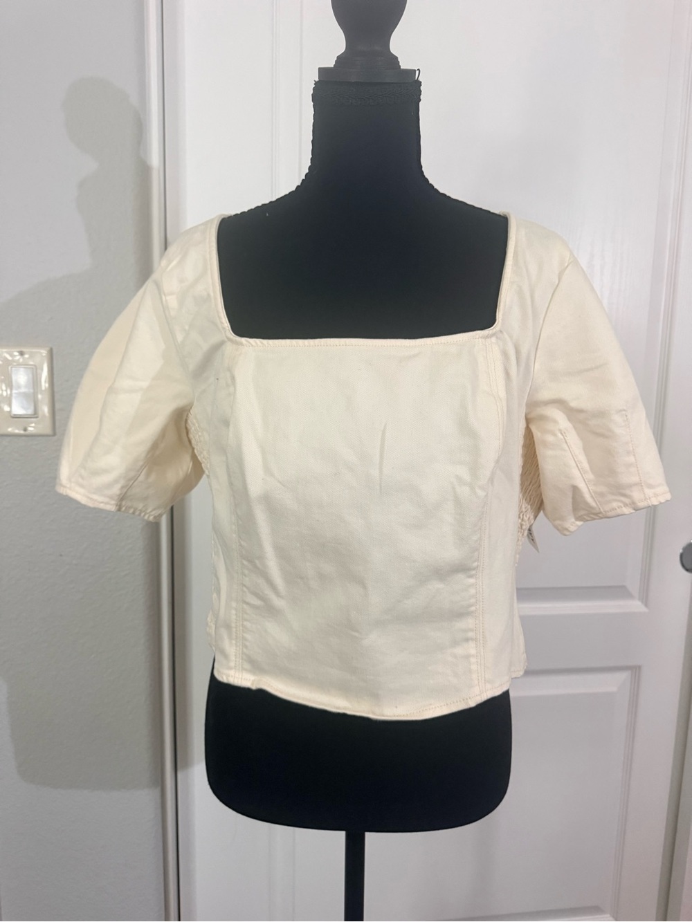 Old Navy Cream Square-Neck Crop Top